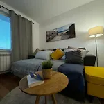 Apartment Kakavanen's Sea View *