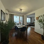 Kakavanen's Sea View Apartment *