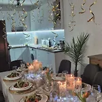 Kakavanen's Sea View Apartment