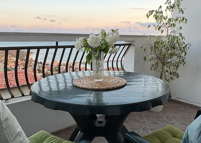 Kakavanen's Sea View Baltjik