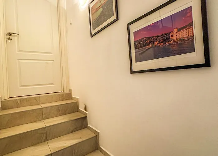 Kakavanen's Sea View *