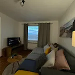 Kakavanen's Sea View Apartment