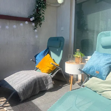 Kakavanen's Sea View Apartment Balchik