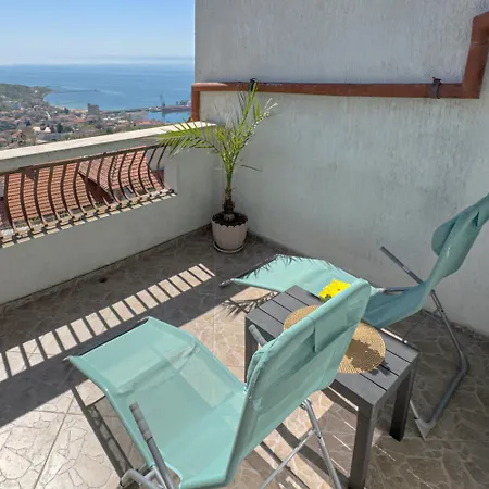 Apartment Kakavanen's Sea View
